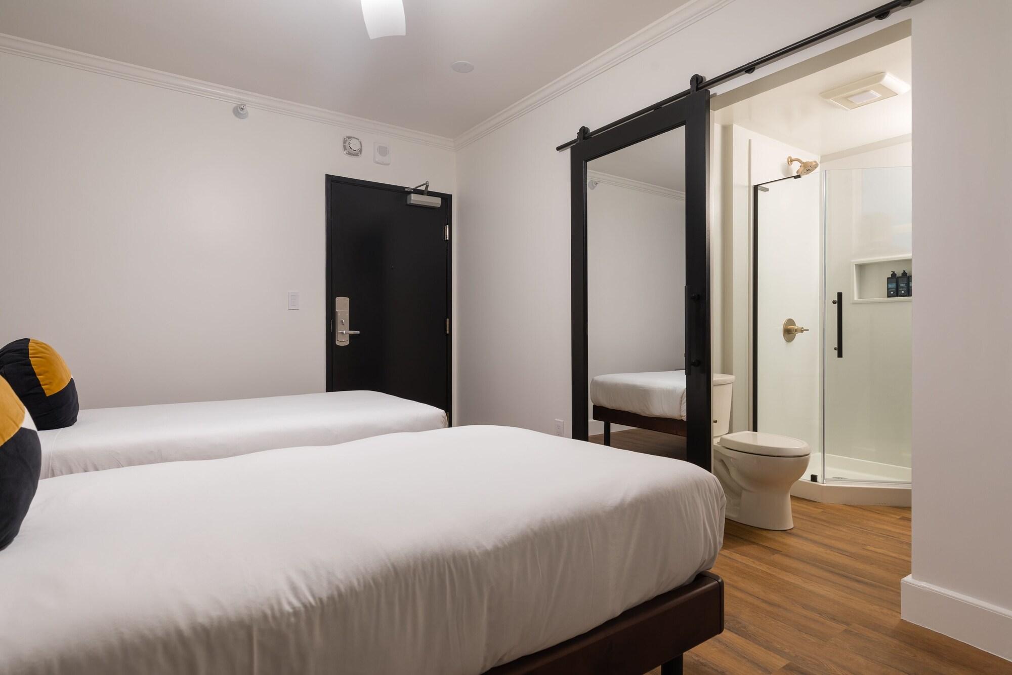 Hotel Stratford 3*