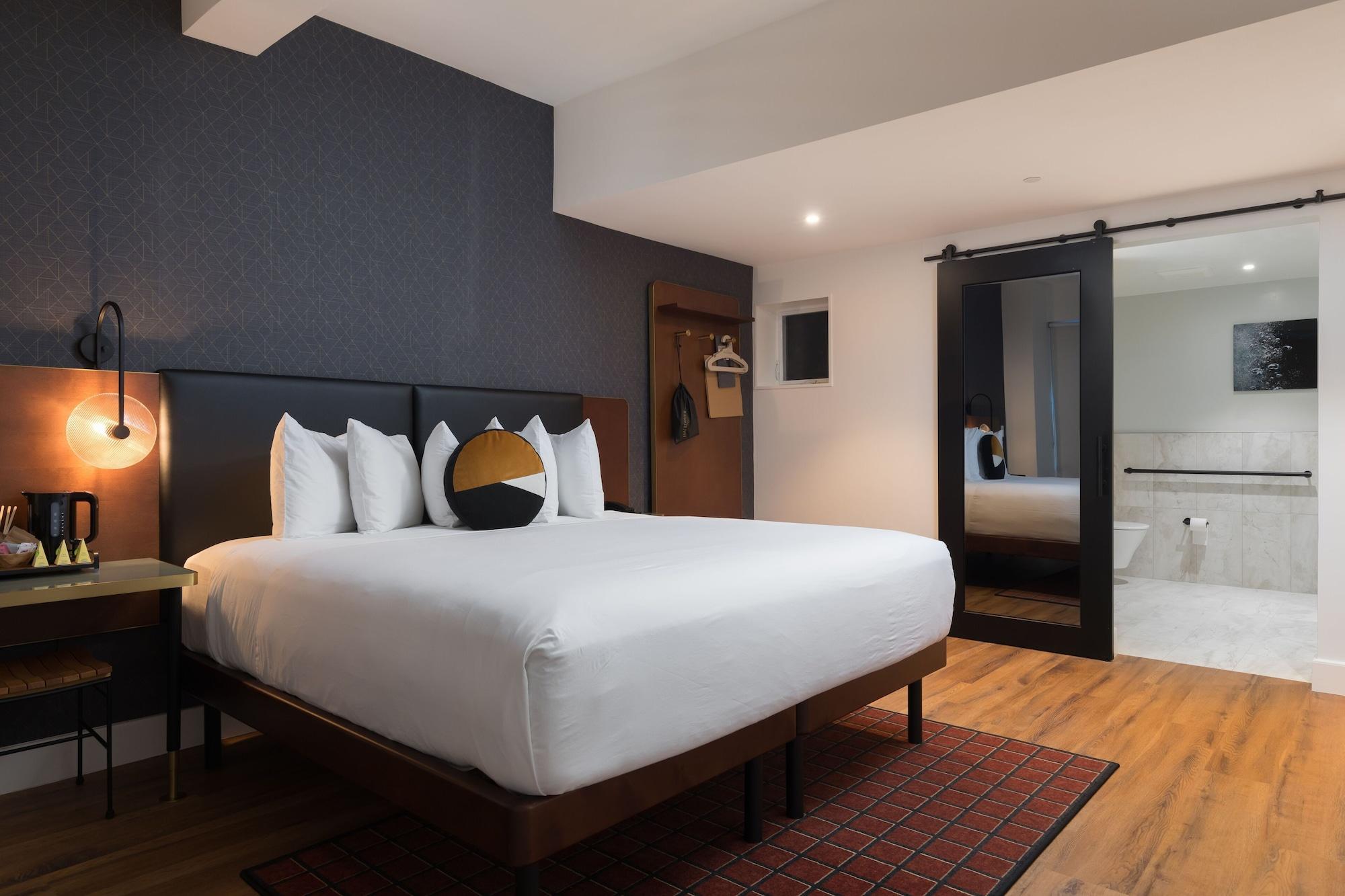Stratford Hotel