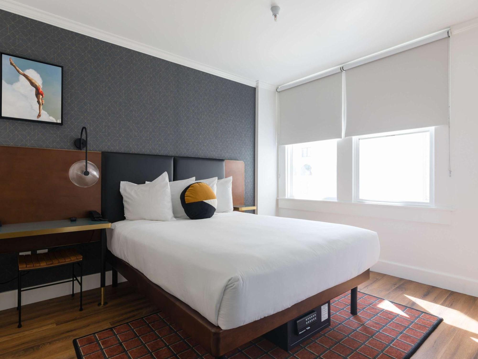 Hotel Stratford 3*