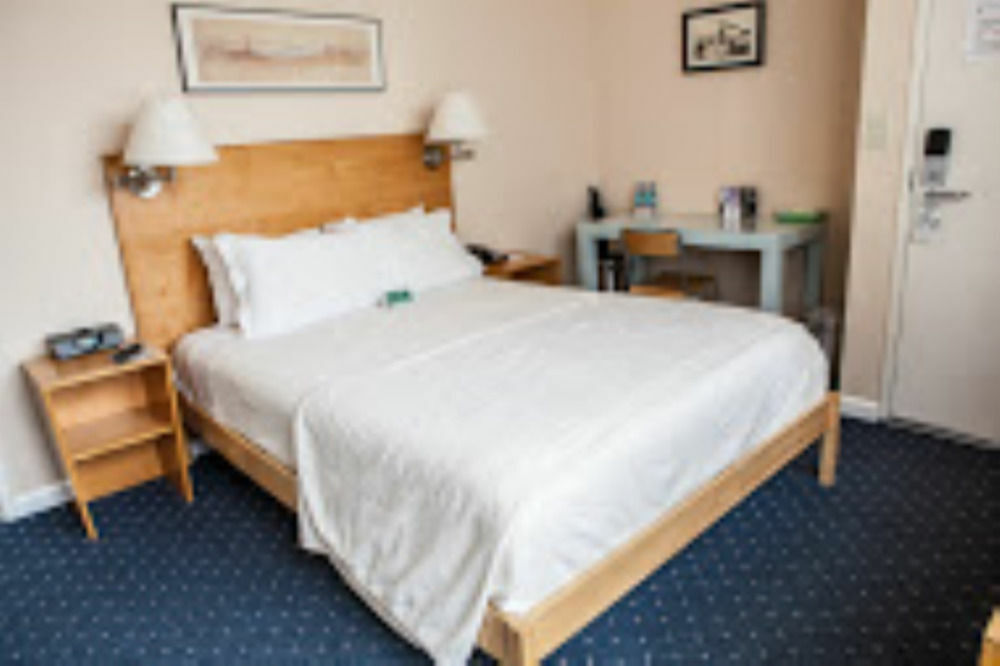 Stratford Hotel 3*